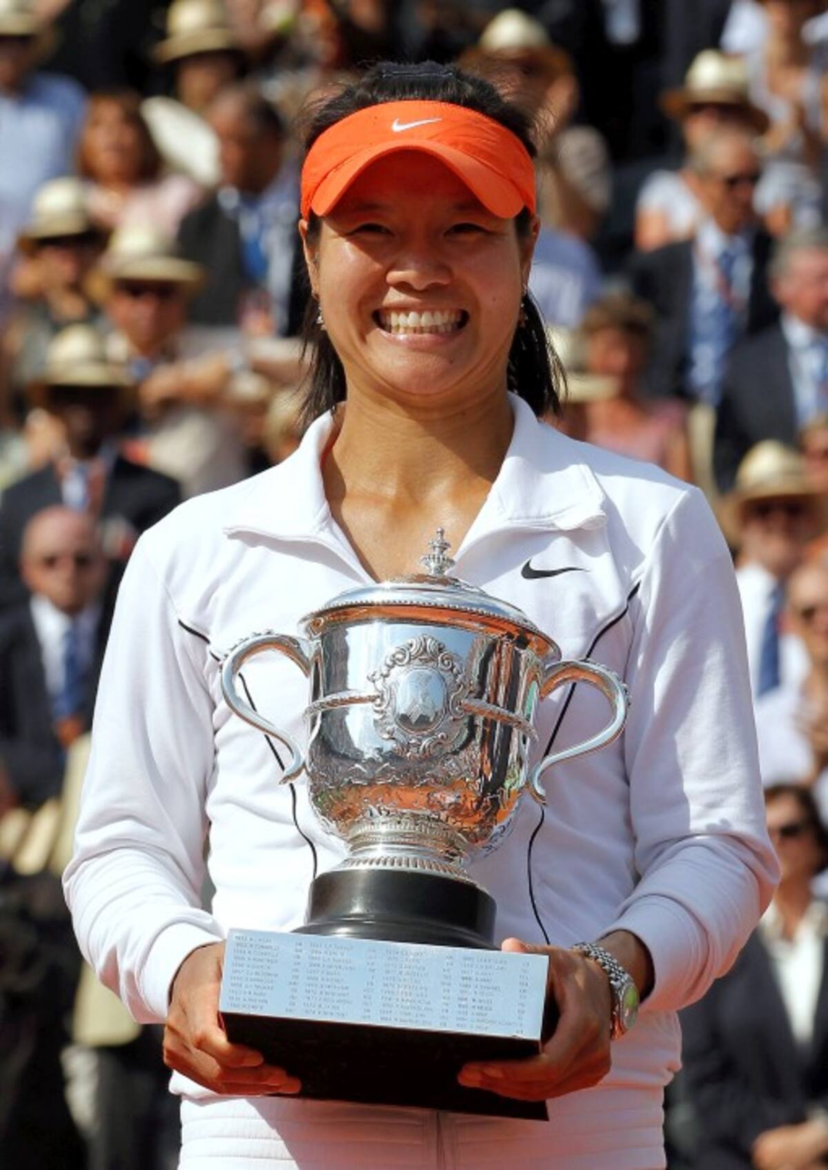 Li Na pasará este lunes a ocupar la cuarta posición, siendo además la primera china en entrar en el 'Top 5'. AFP PATRICK KOVARIK