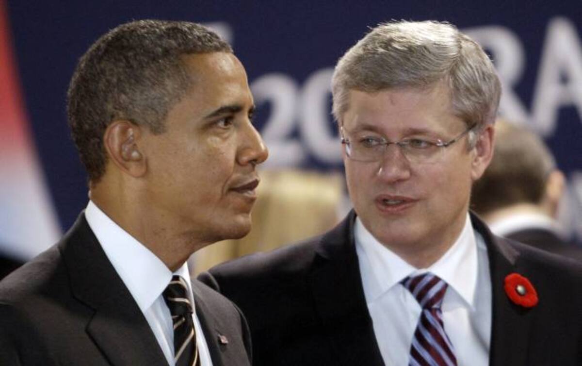 El presidente de EE.UU. Barack Obama se reunió al final sólo con el primer ministro canadiense, Stephen Harper, debido a la ausencia del mandatario mexicano, Felipe Calderón. AFP MICHEL EULER