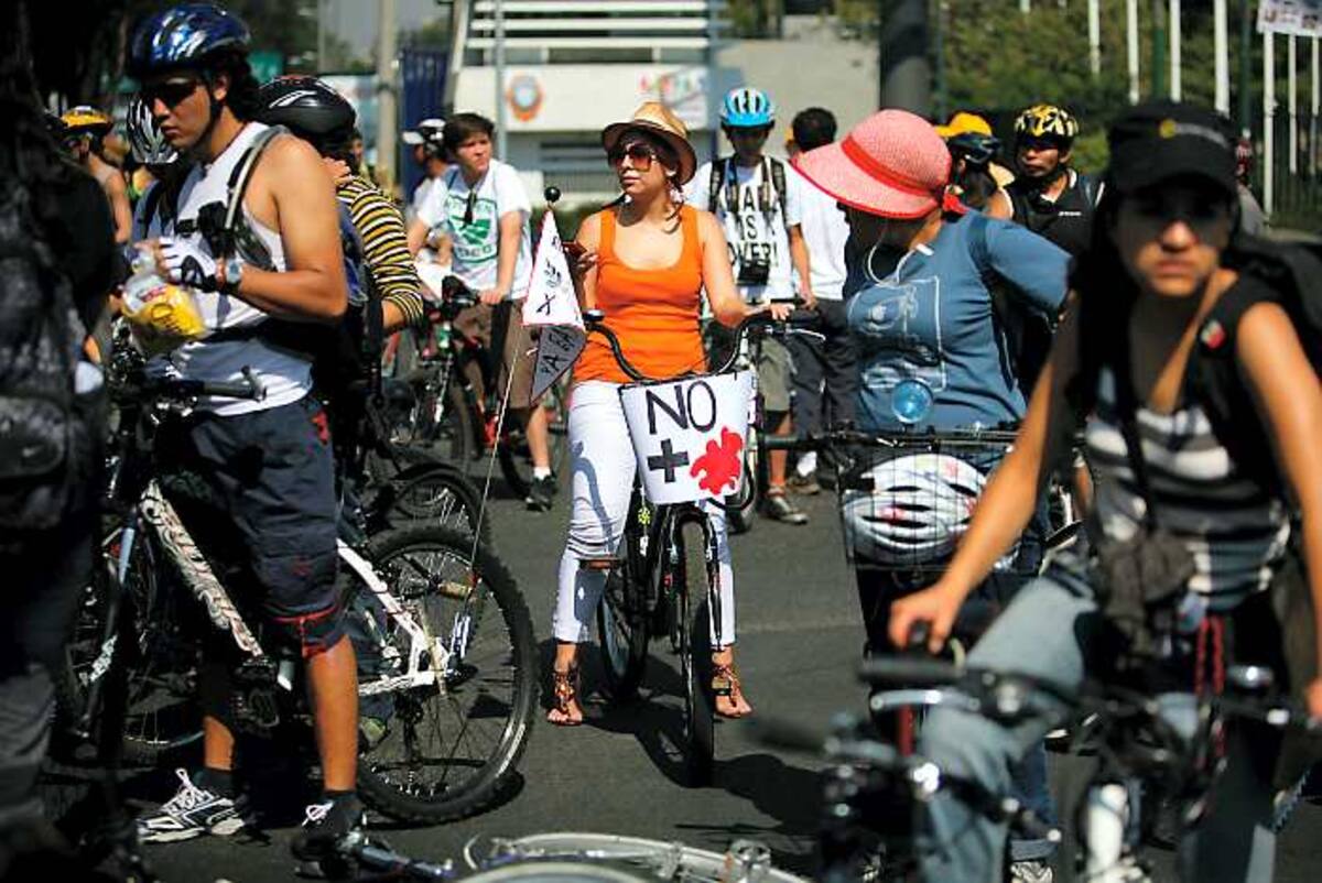 México protesta contra la violencia AP
