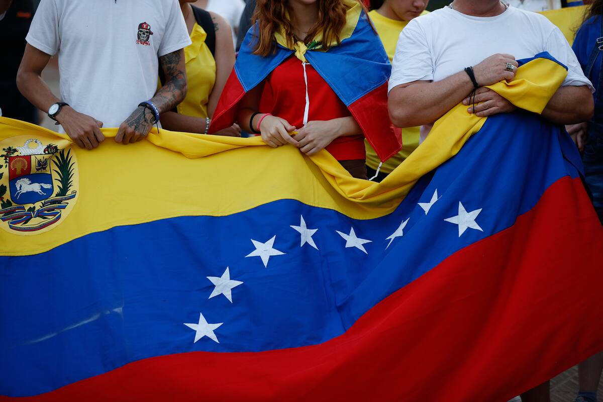 Tras el colapso de mina de oro en Venezuela 12 personas pierden la vida