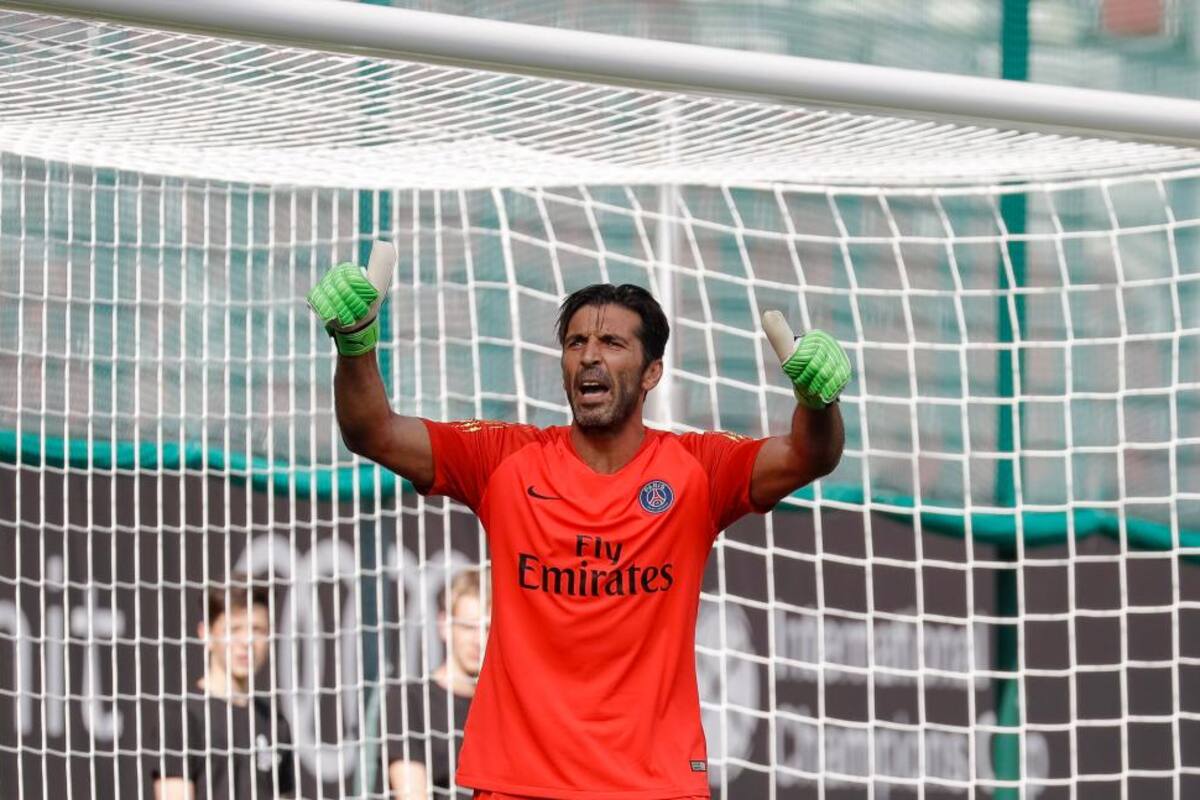 El arquero italiano Buffon quiere jugar, a los 44 años, su 6° Mundial de Fútbol