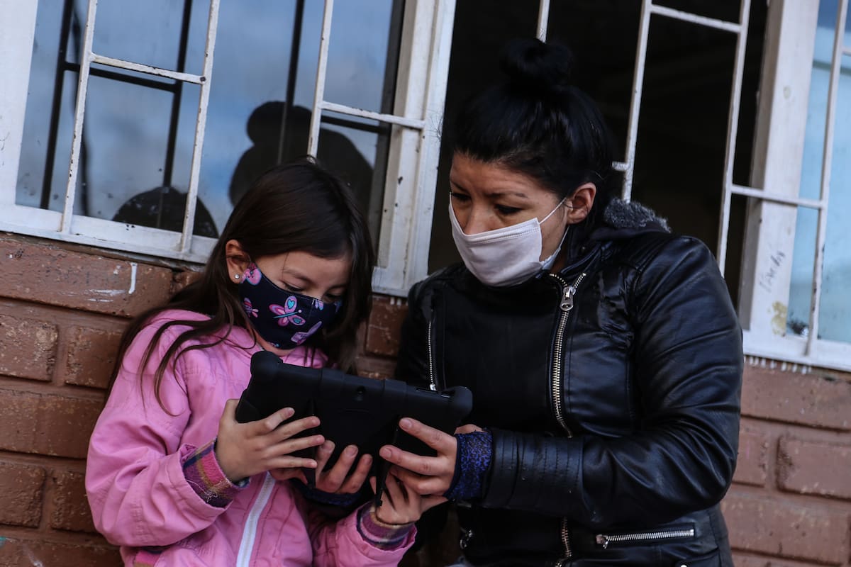 Nuevo decreto para proteger a menores en internet: estas son las obligaciones