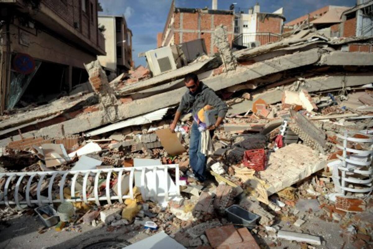 Imagenes del sismo de 5,1 grados en Lorca, España AFP PEDRO ARMESTRE