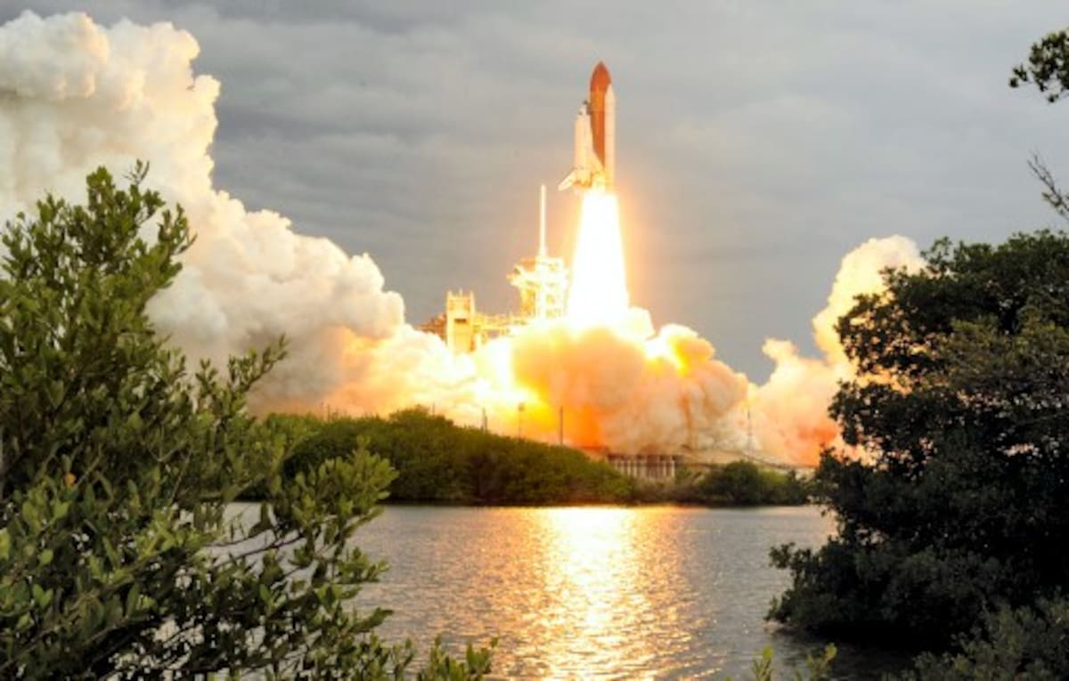 El transbordador Endeavour hace su último vuelo al espacio. ARCHIVO