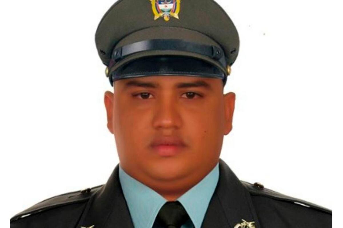 Patrullero que murió en Comando de Manga tenía 10 años en la Policía