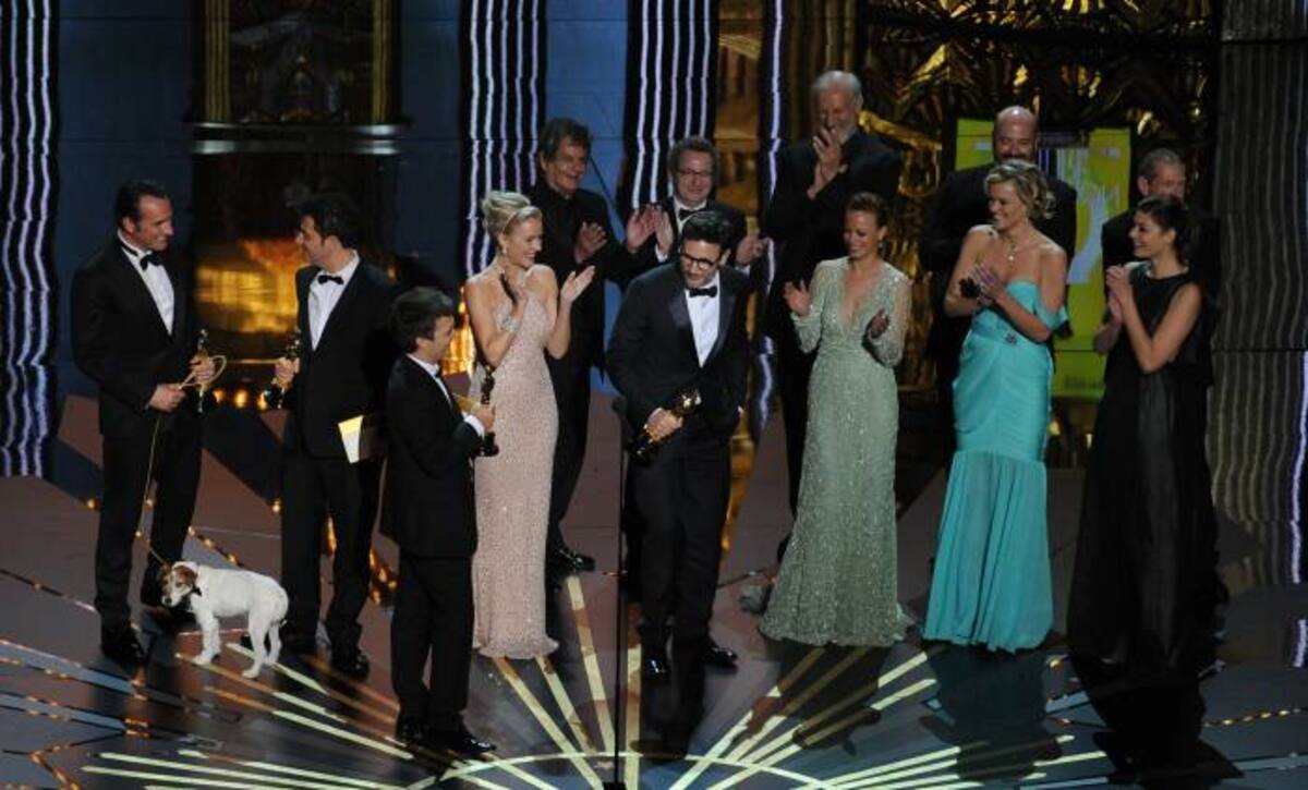 "The Artist" se convirtió en el primer filme no anglosajón de la historia de los Oscar en triunfar como mejor película. AFP ROBYN BECK