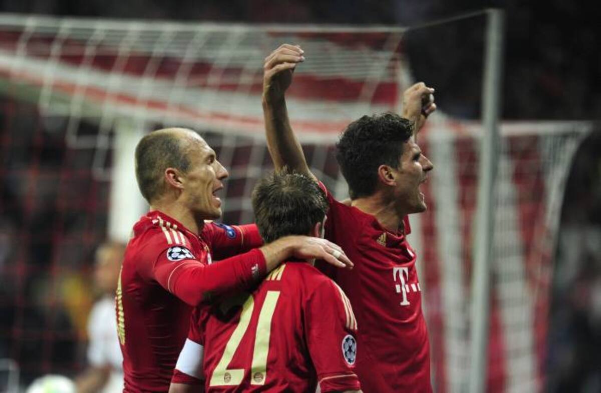 Mario Gómez celebra el gol del triunfo de Bayern sobre Real Madrid. AFP