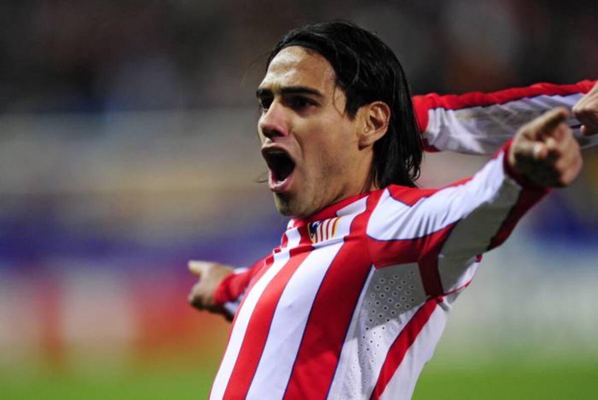 Radamel Falcao García fue el héroe del Atlético de Madrid en el triunfo 4-2 sobre Valencia. AFP