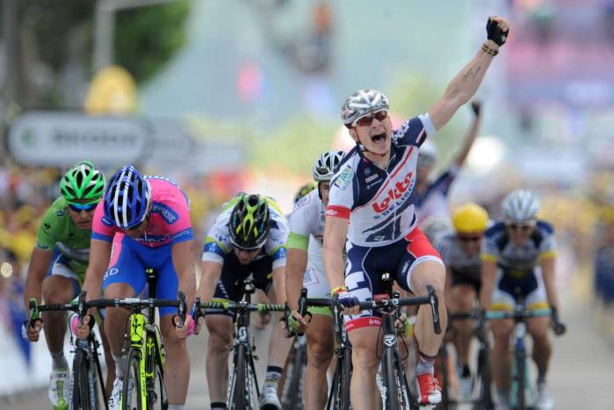 André Greipel (Lotto) ganó al sprint este miércoles la cuarta etapa del Tour de Francia. AFP