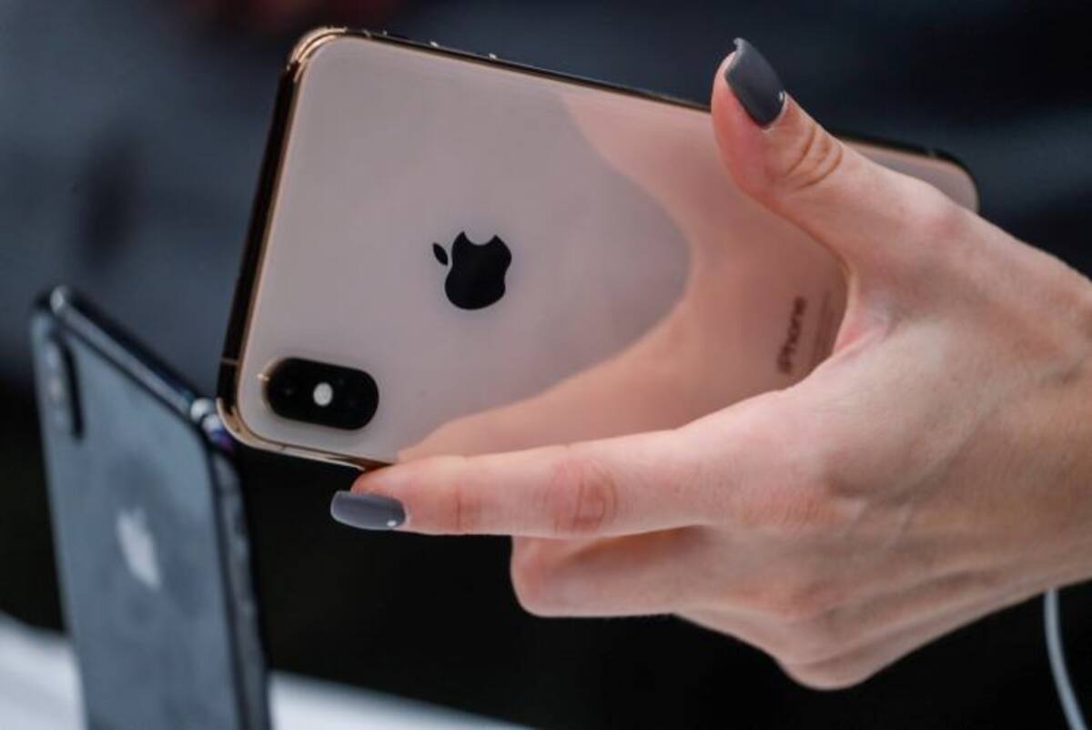 Apple ha renovado gran parte de sus aparatos de hardware, con los nuevos modelos de teléfono inteligente iPhone XS, XR y XS Max. EFE.