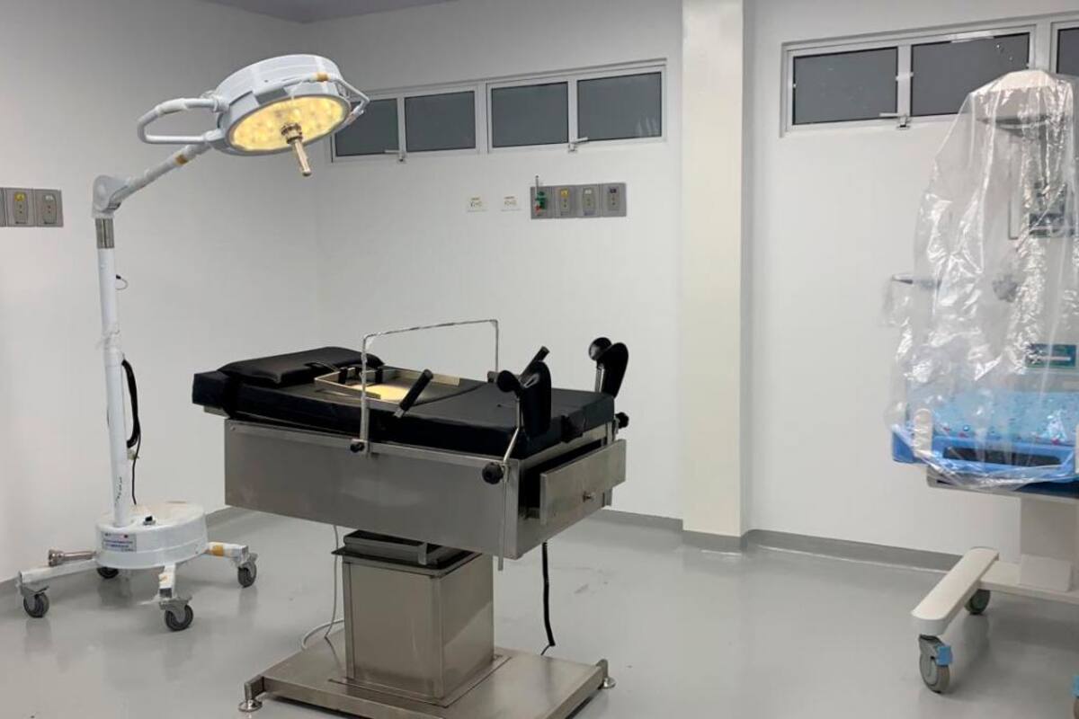 Entregan equipos médicos al hospital de Soplaviento