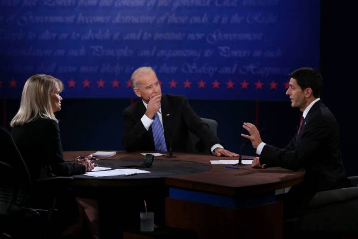 Los candidatos a la vicepresidencia estadounidense, Joe Biden y Paul Ryan se enfrentaron en un único debate televisado. AFP ALEX WONG