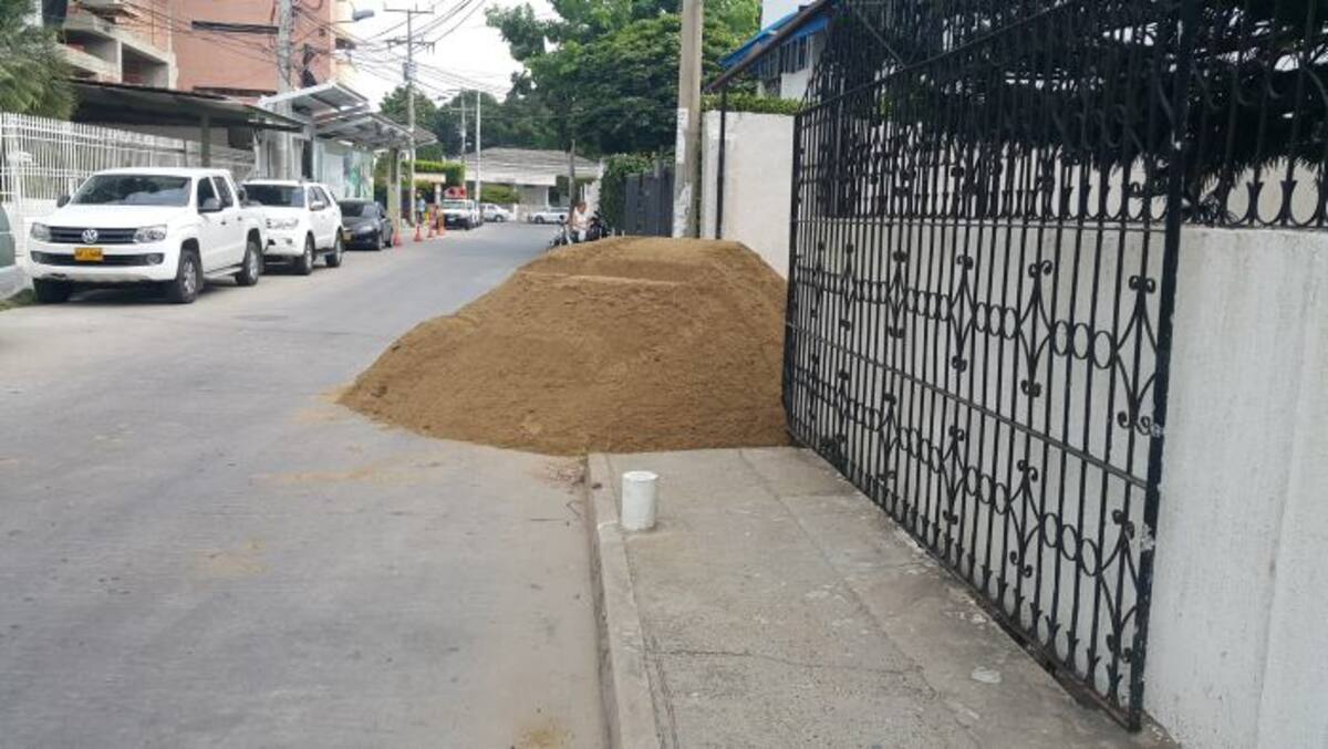 Lo mismo sucedió en la entrada del edificio Bouquet, por la Tercera Avenida. EL UNIVERSAL