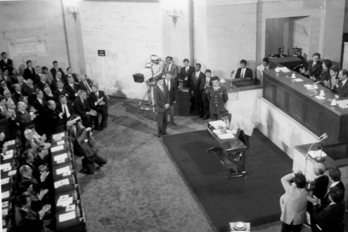Colombia conmemora aniversario de Constitución de 1991: llamado a defender la democracia