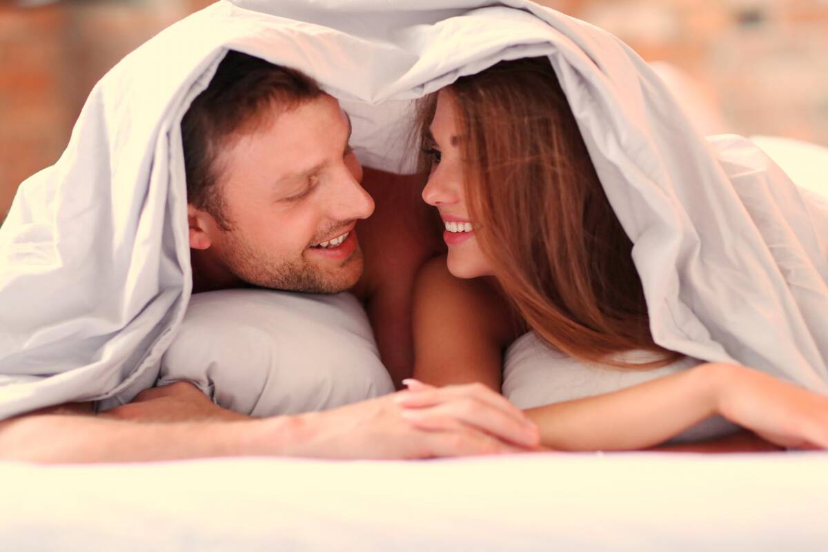EE.UU. prohíbe a personal diplomático relaciones sexuales con chinos