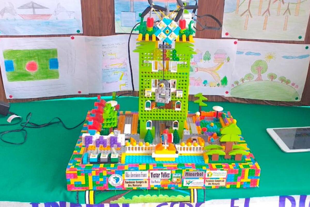 Colegio de Santa Rosa del Sur ganó premio de robótica educativa