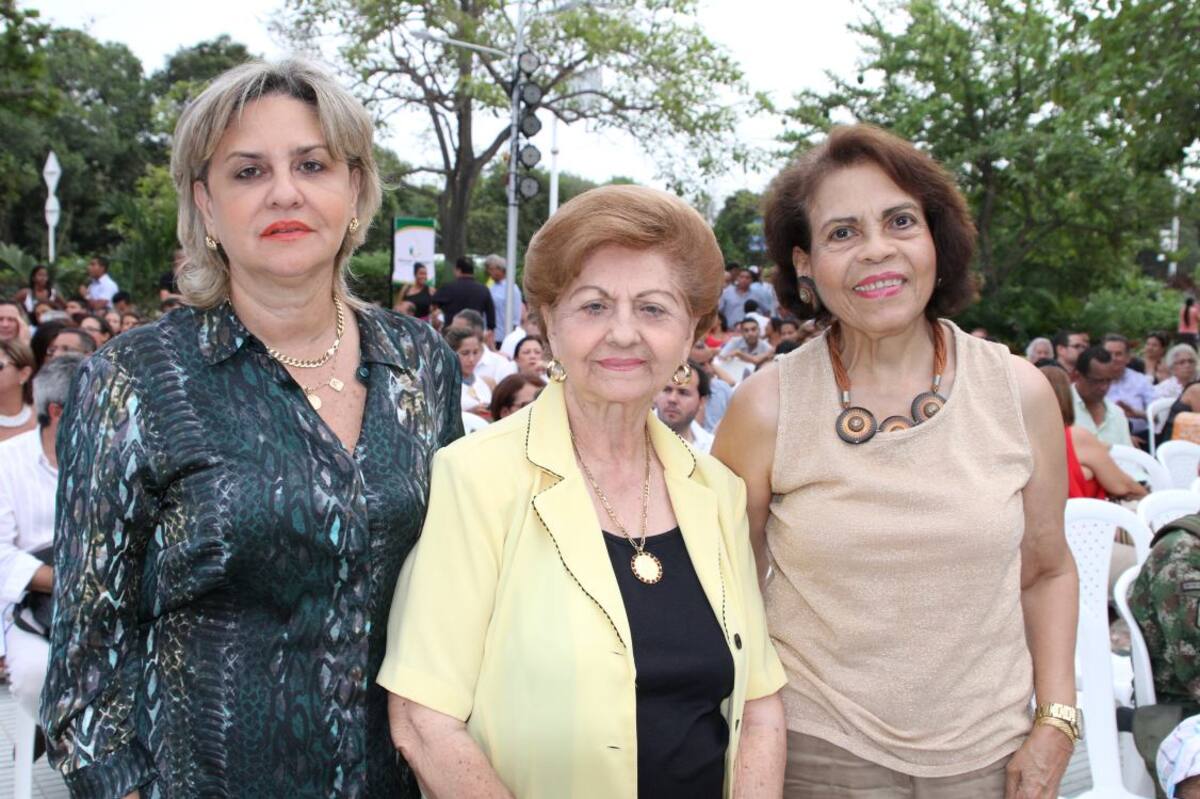 Angelina Gossaín, Ada de Gossaín y Lola de Gossaín.