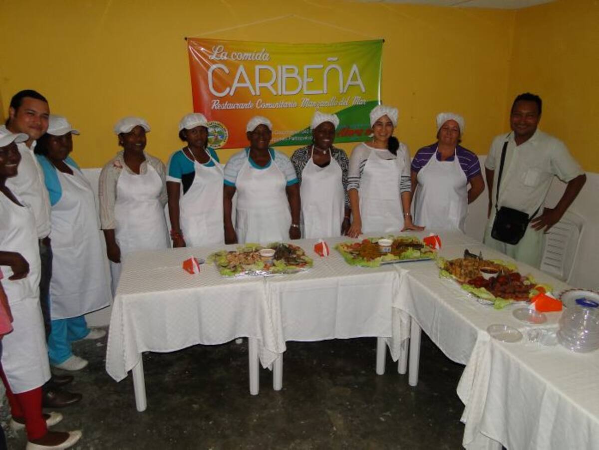 Mujeres emprendedoras cabeza de familia, de Manzanillo del Mar.