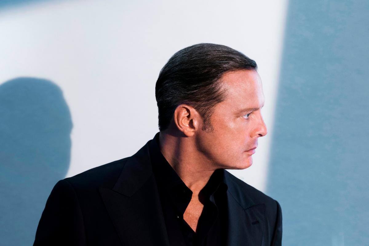 Entidad mexicana demanda empresa por cancelar el concierto de Luis Miguel