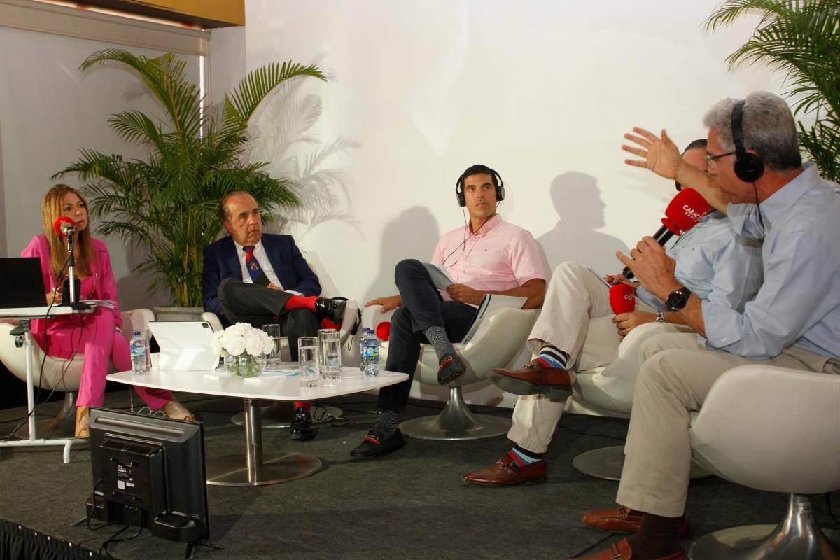 Debate en Hora 20 de Caracol Radio. // Foto: Óscar Díaz - El Universal