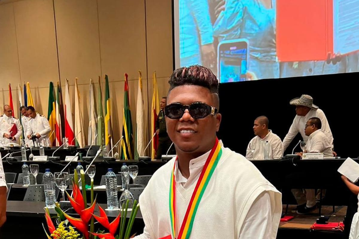 Juanda Iriarte, condecorado por su aporte a la cultura champetua