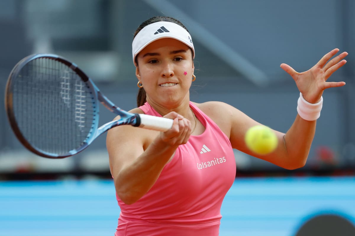 La tenista colombiana Camila Osorio en un partido del WTA 1000 de Madrid. //EFE
