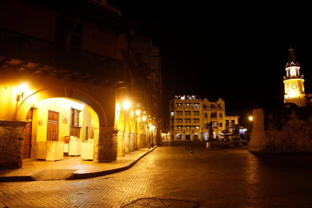 En fotos: arrancó el toque de queda en el Centro Histórico por coronavirus