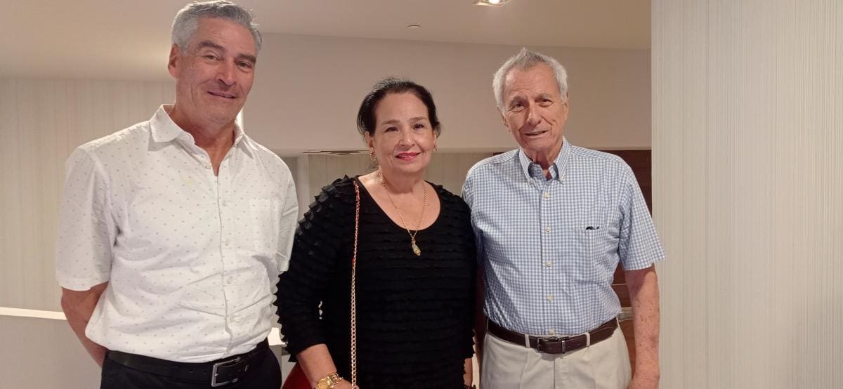 Luis Alberto Ordóñez, Linda Porto y Roberto Serrano.