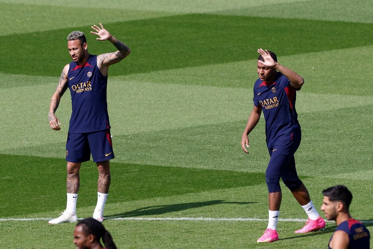 ¿Se queda? Mbappé fue convocado al primer juego de pretemporada del PSG