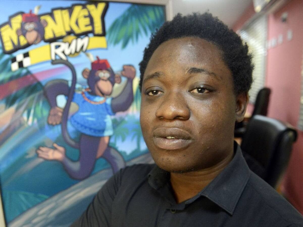 Olakunle Ogungbamila, director ejecutivo de Kuluya habla de los juegos en línea en la oficina de Kuluya en Lagos. AFP PIUS UTOMI EKPEI