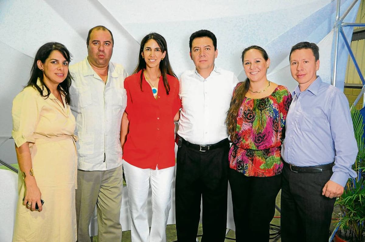 Magaly Ovalle, Miller Pomar, Carolina Giha, Juan Carlos Gómez, Diana Donado y Cristian Cabra.