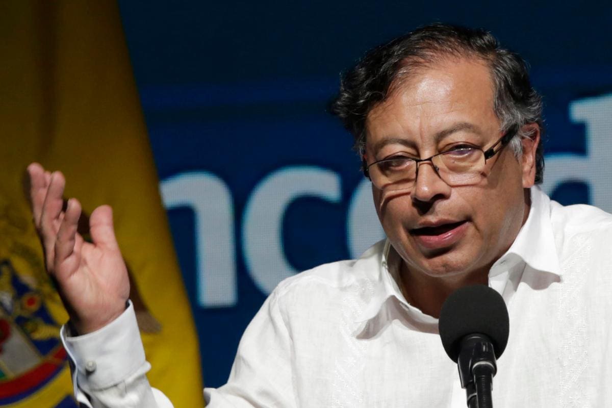 “Yo creé la palabra parapolítica”: respuesta de Petro a presidente del Senado