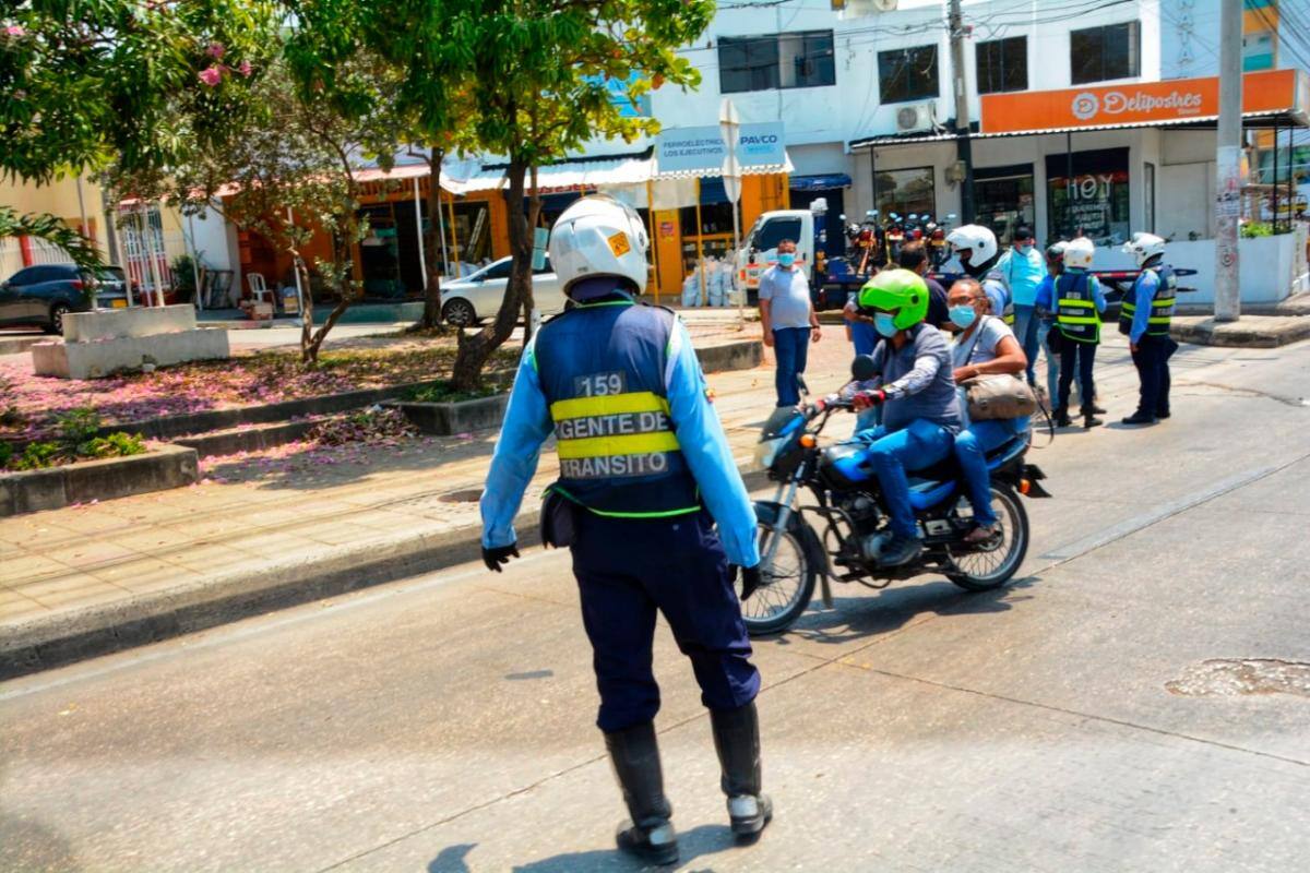 41 comparendos a conductores de motos por incumplir decreto