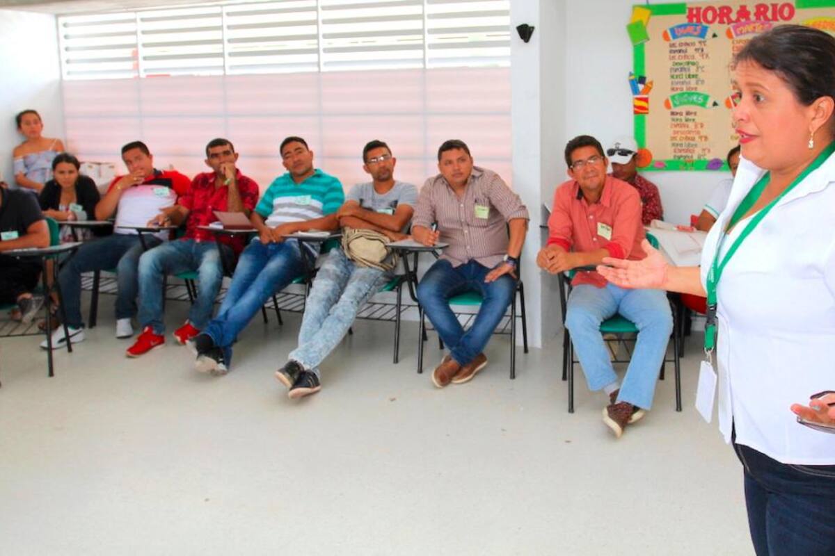 Se capacitan 488 docentes de manera virtual en Bolívar