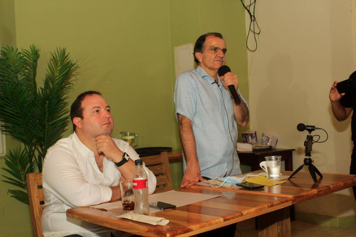 La coalición que Óscar Iván Zuluaga sugiere al Centro Democrático
