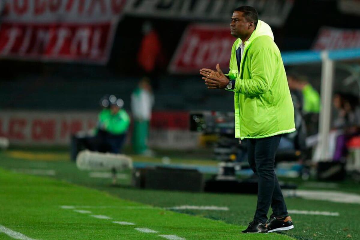 Liga: Hubert Bodhert criticó a sus propios jugadores