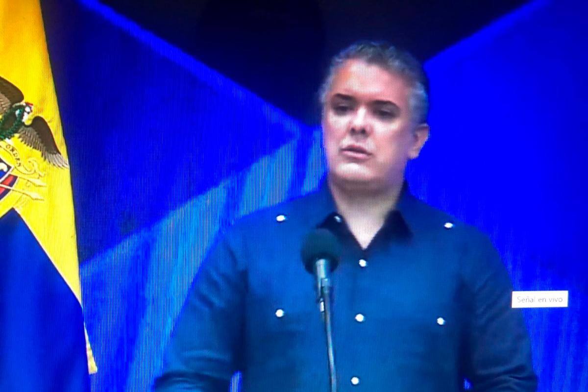 “Hoy empieza el nuevo servicio de energía en nuestro país”: Duque