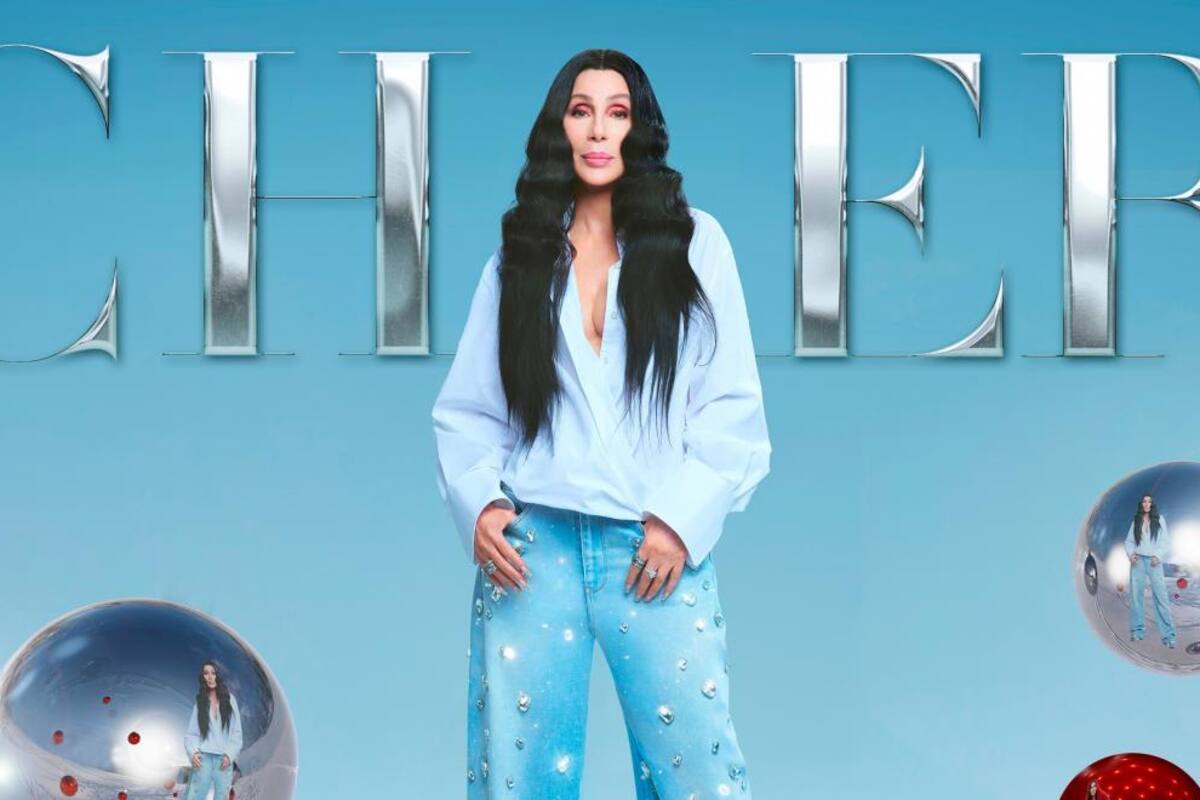 Cher presenta su primer álbum de Navidad en octubre