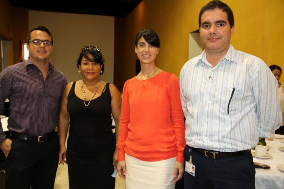 Eduardo Sotomayor, Magolita Barrios, María Lara y Luis Fernando Aparicio.