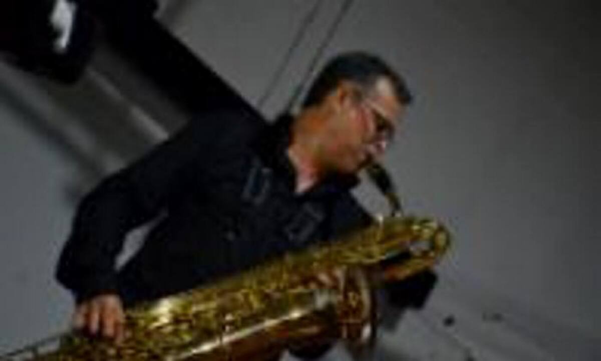 Julio Castillo, saxofonista y docente. Cortesía