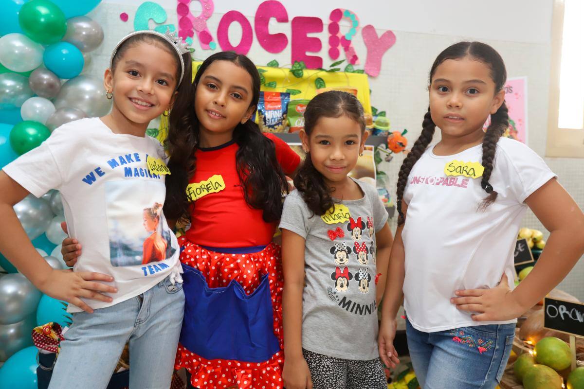 Luciana Canedo, Fiorela Álvarez, María Paula Castillo y Sara Amador.