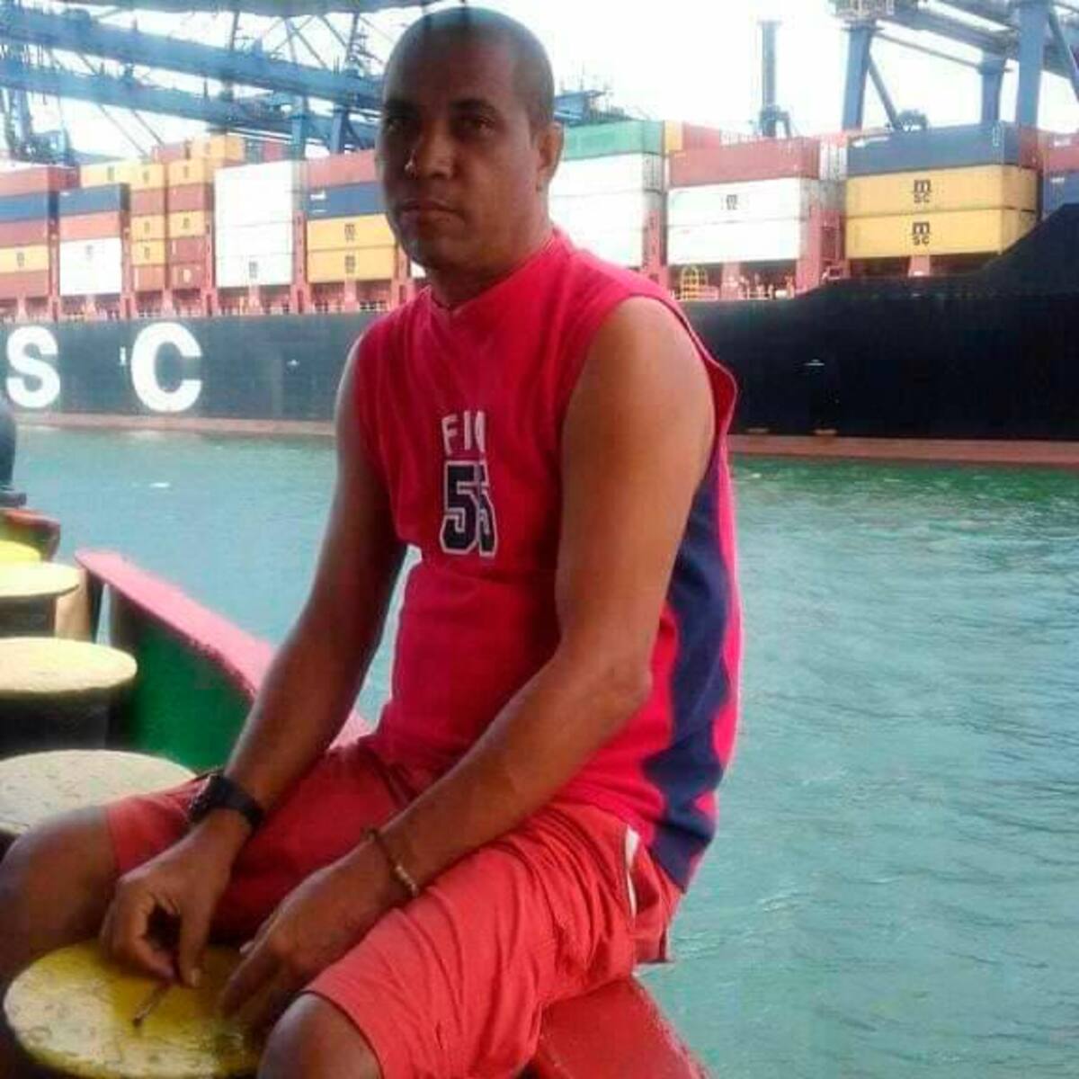 Andrés Vargas, capitán del barco.