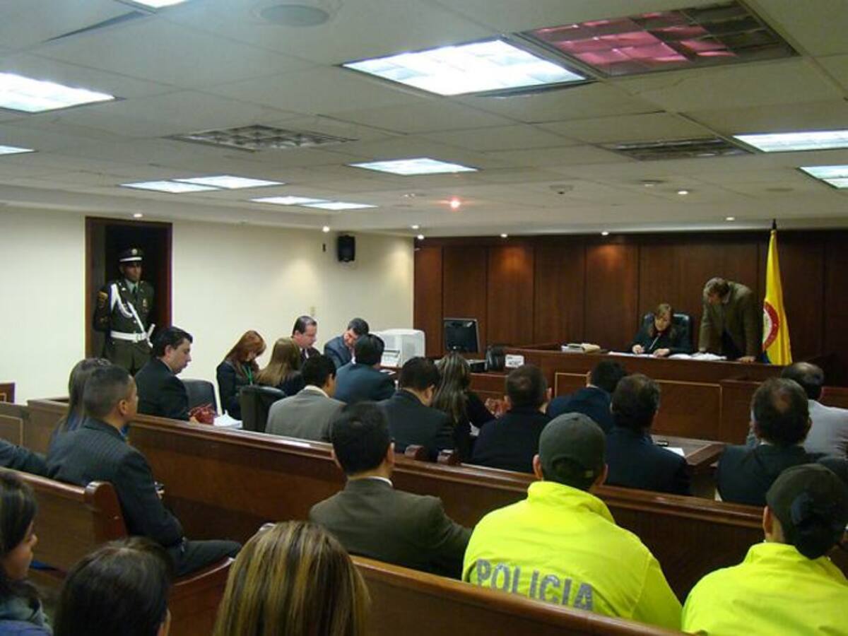 El fiscal 39 de la Unidad Antinarcóticos le solicitó al juez 37 de Garantías de Bogotá que dicte medida de aseguramiento contra Camilo Bula. COLPRENSA