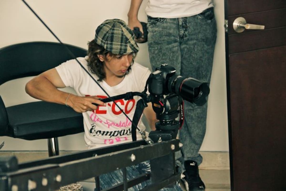 Abraham ha sido fotógrafo y productor audiovisual de bodas, eventos sociales, de artistas locales e internacionales. CORTESÍA