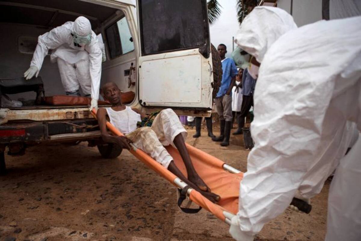 En Guinea, en Liberia y en Sierra Leona, el número de muertos es hasta ahora de 9.004 AP Tanya Bindra
