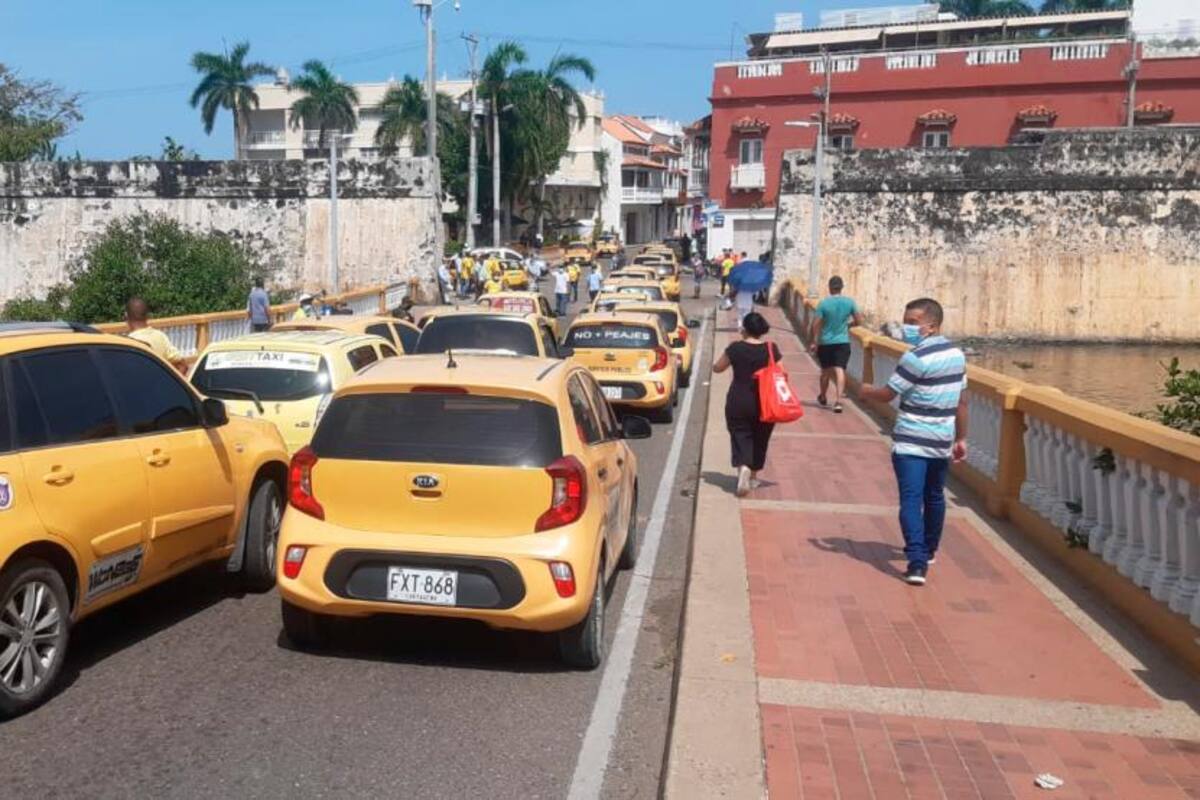 Paro de taxistas: “en pie de lucha hasta que haya algún resultado positivo”