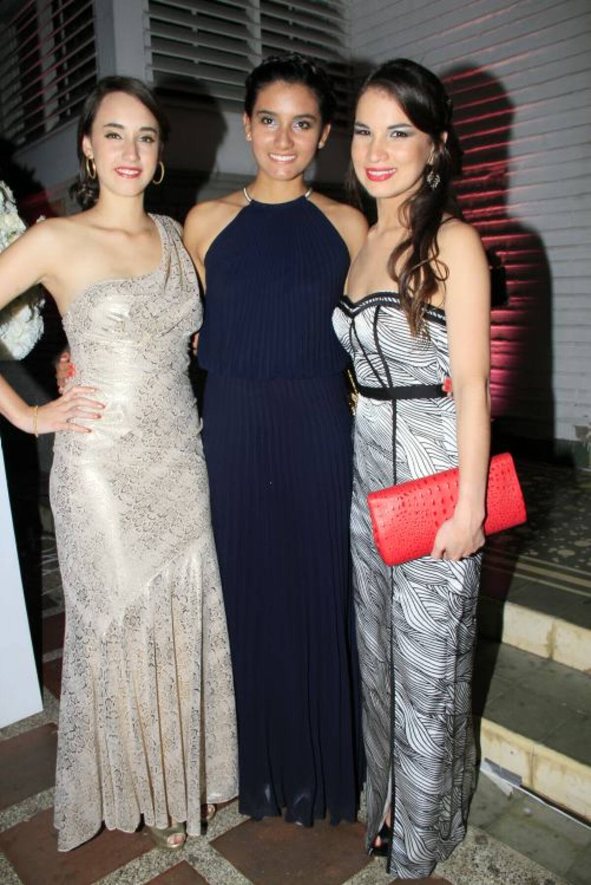 María de los Ángeles Campos, Sofía Campos y Carolina Blain.
