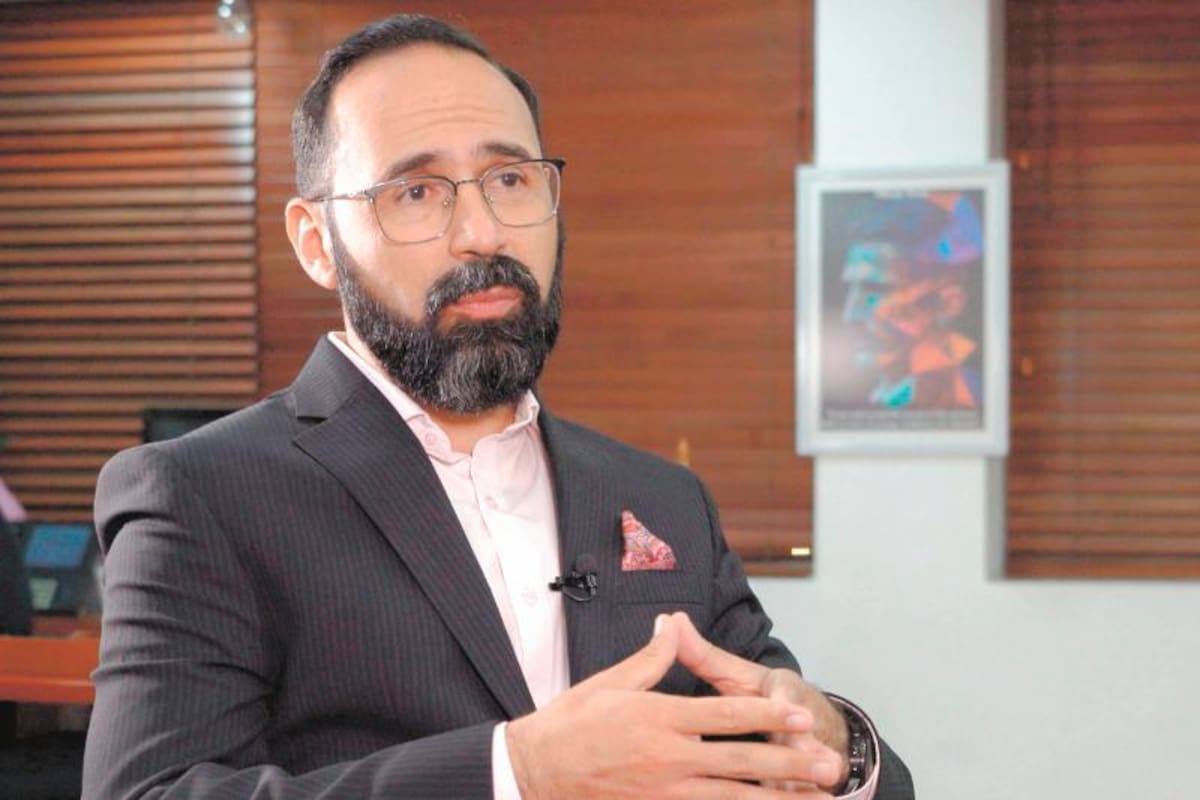 El ministro de Energía se niega al alza de tarifas y genera dudas