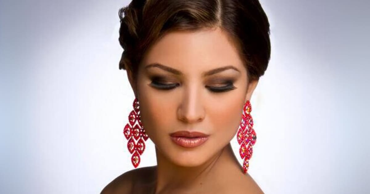 Exreina de belleza enfrenta una mastectomía en un seno: “No es el final”