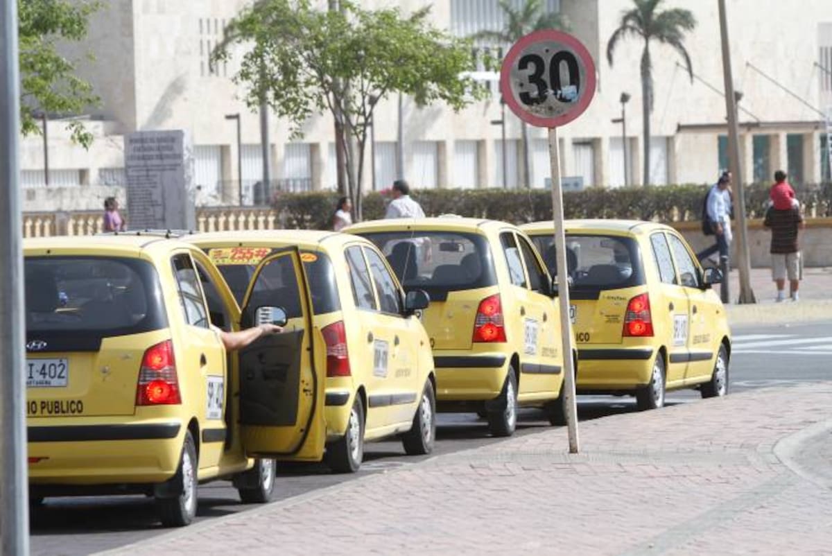 Taxis Aroldo Mestre/ El Universal